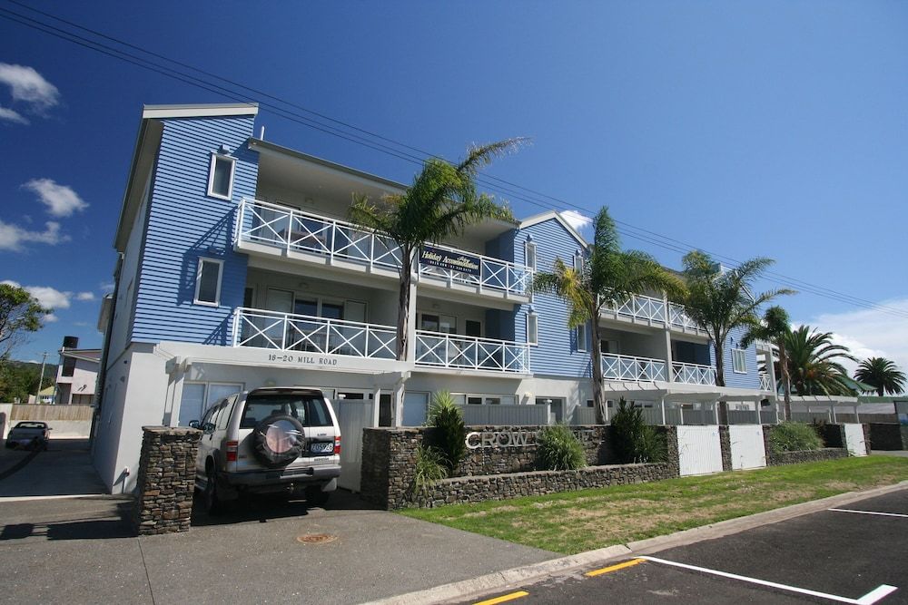 Crowsnest Apartments 2