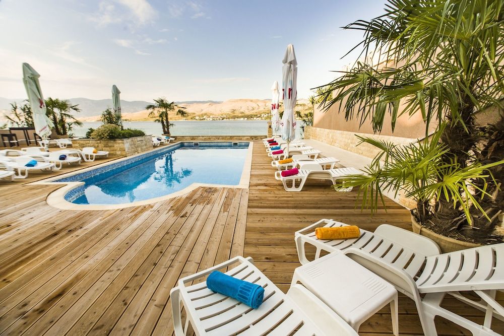 Hotel Plaza 4 étoiles à Pag