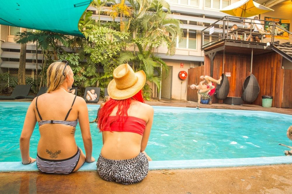 Youth Shack Backpackers - Hostel