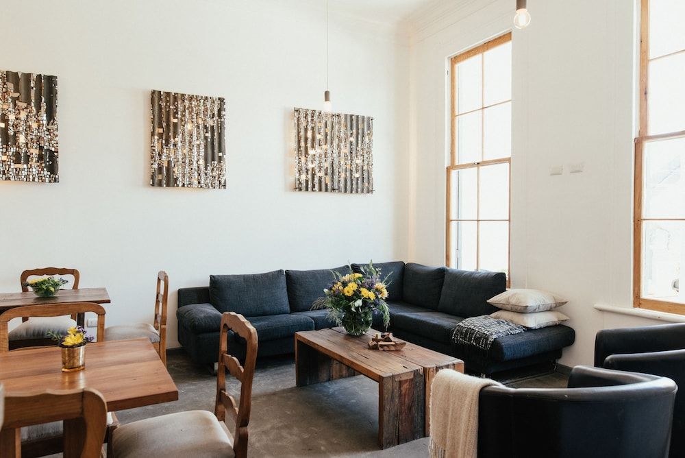 MM450 Hotel Boutique 2