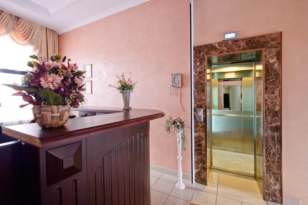 Raduga-Prestige Hotel 2