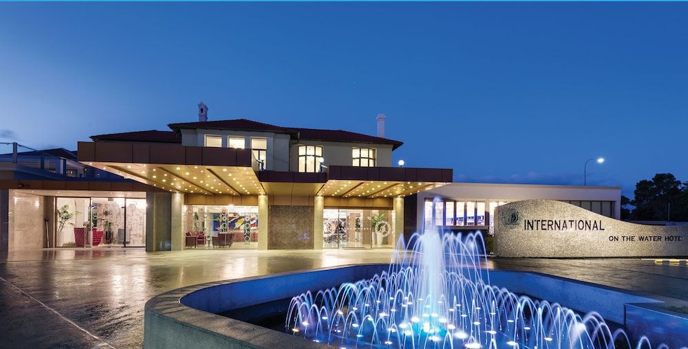 International on the Water Hotel 1