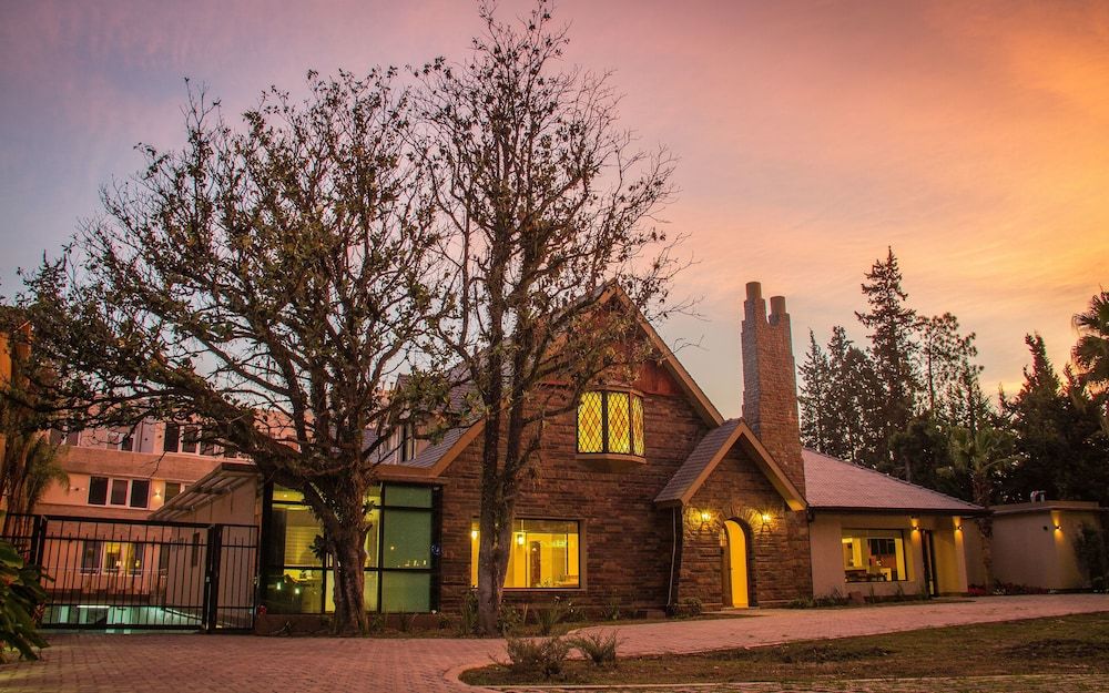 Howard Johnson by Wyndham Yerba Buena 4 estrelas em Yerba Buena