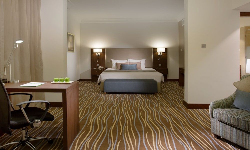 Copthorne Downtown Abu Dhabi (ex Holiday Inn) 2