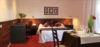 Gran Hotel Tourbillon 3