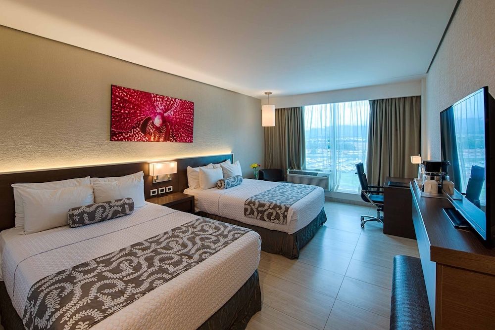 Crowne Plaza Panama Airport 3