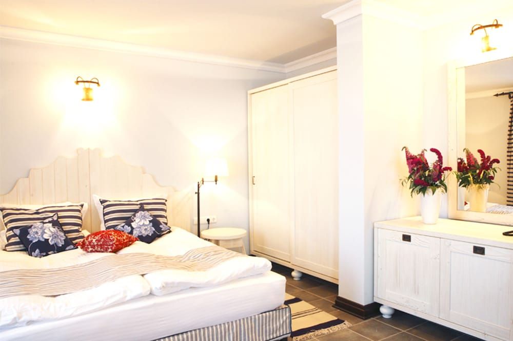 Oasis Resort & Spa 3