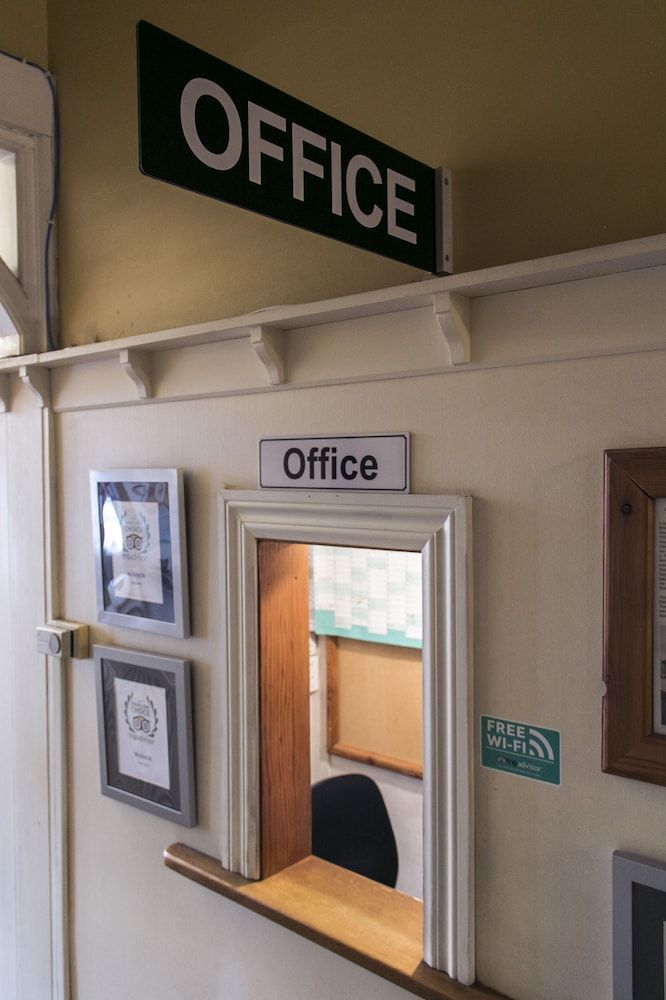 Kiwis Nest - Hostel 2