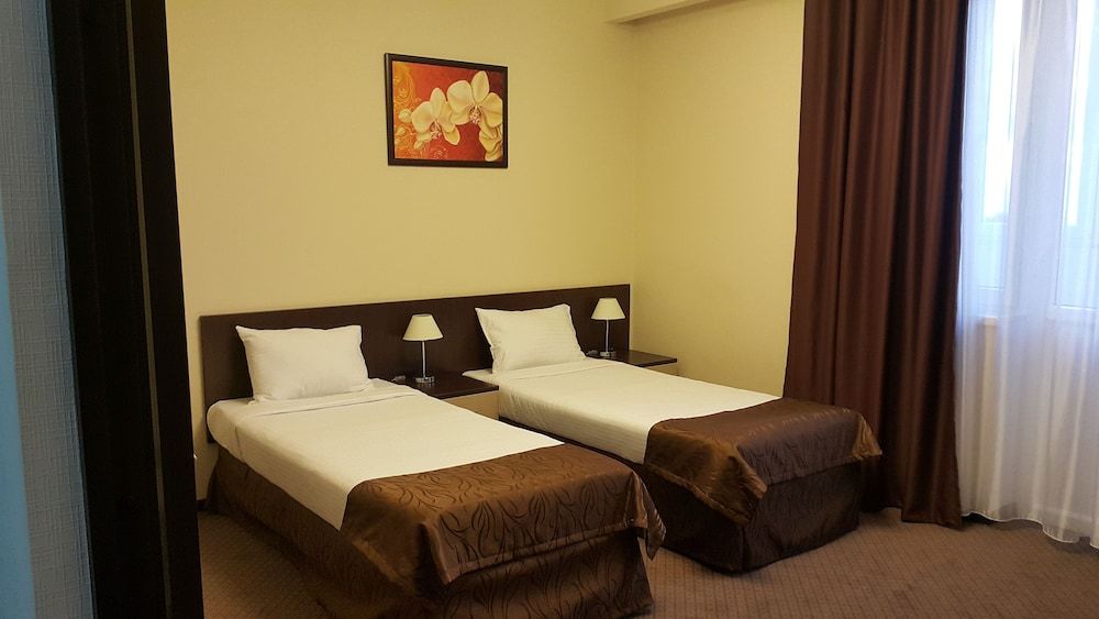 Barkhatnye Sezony Ekaterininsky Kvartal 3