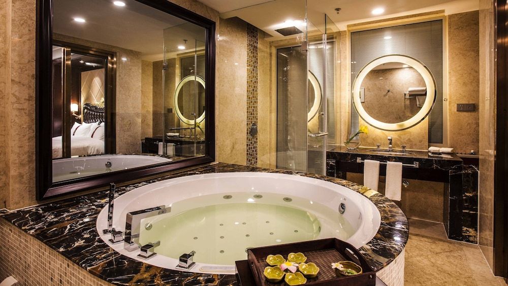 Holiday Inn Nanchang Riverside 3