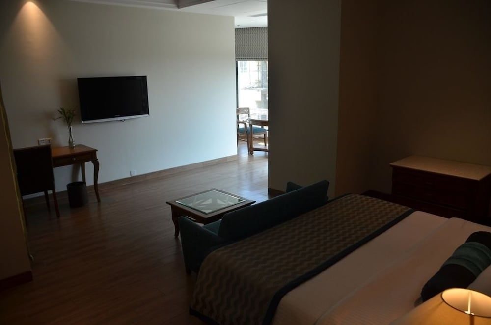 The Lalit Traveller Jaipur 3