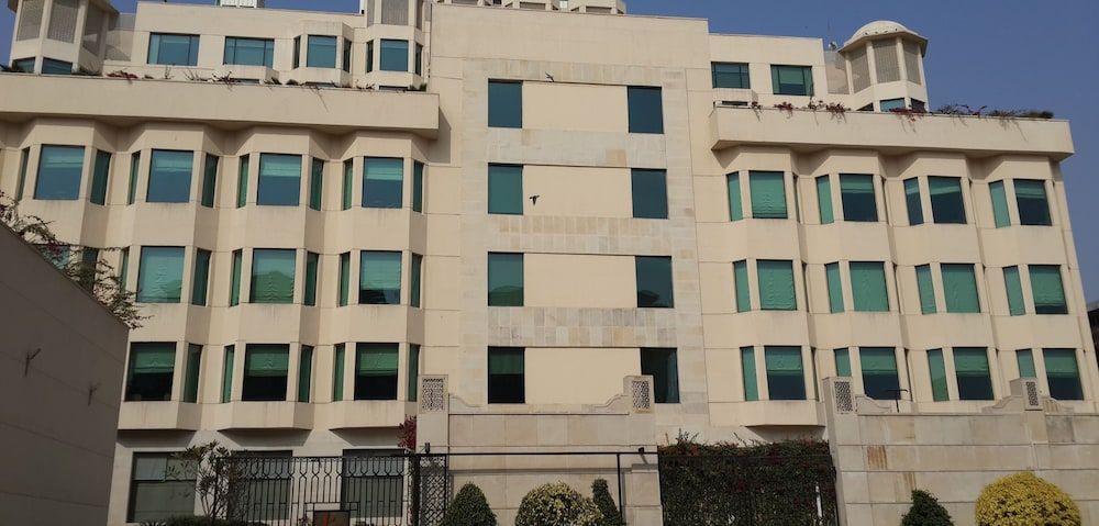 The Lalit Traveller Jaipur 1