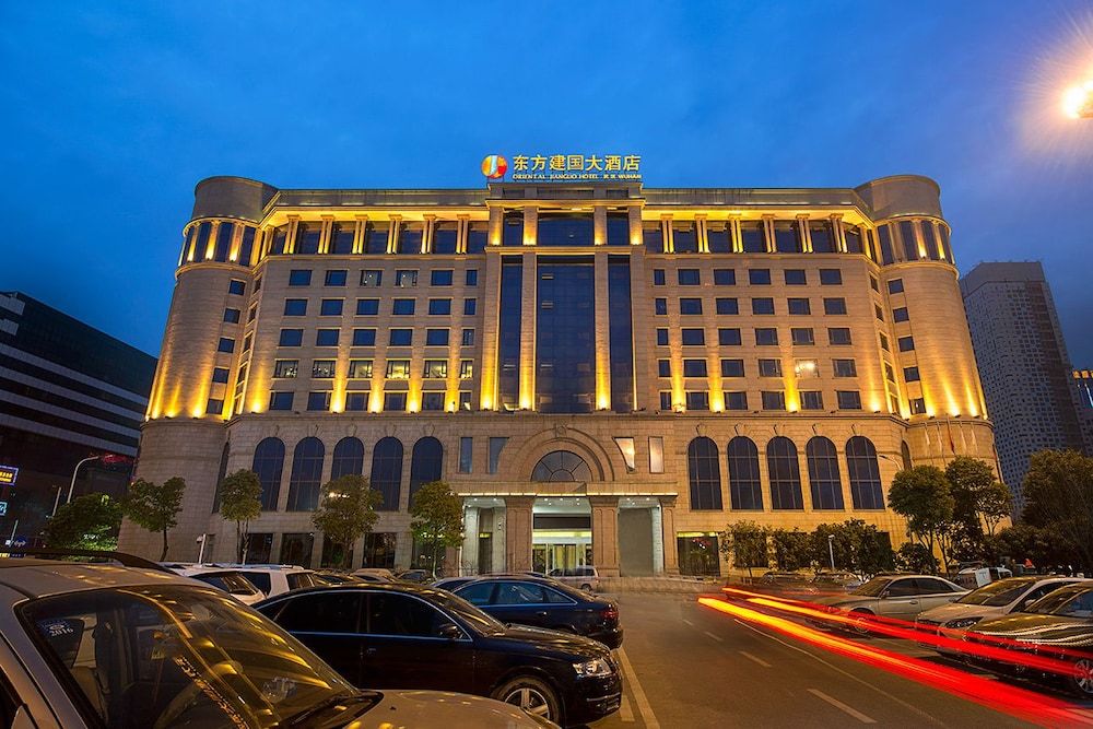 Wuhan Oriental Jianguo Hotel 1