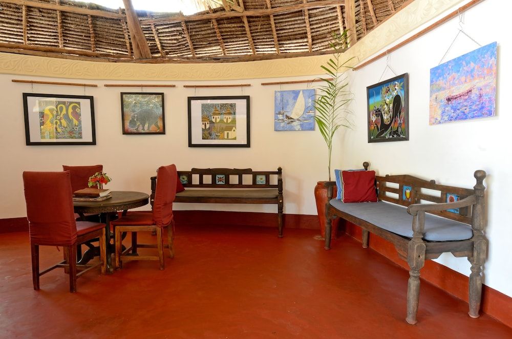 Pongwe Beach Hotel 2