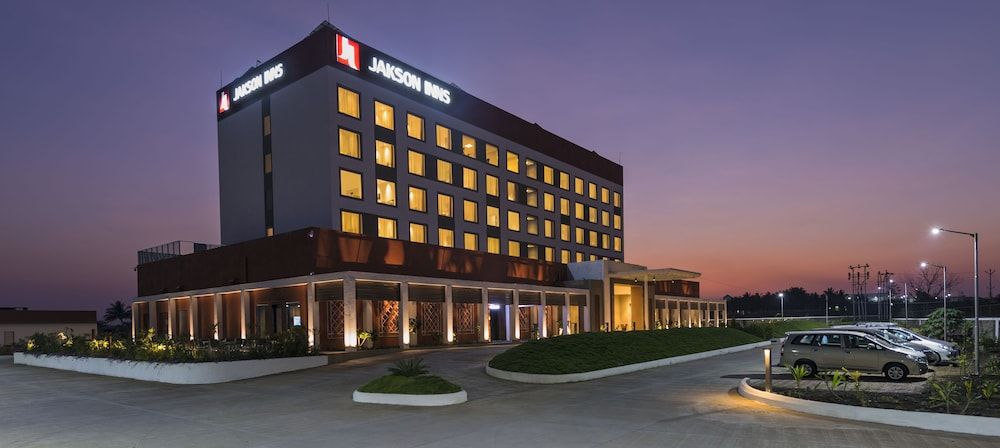 Jakson Inns 4 estrelas em Phaltan