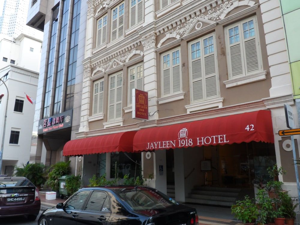 Jayleen 1918 Hotel 2