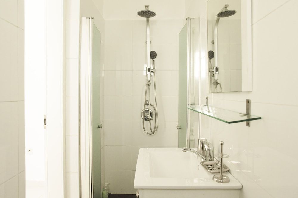 Kerem Hateiminim Apartments 3