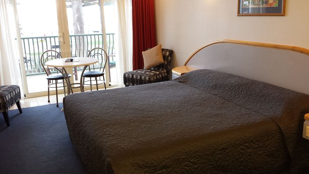 Beach Front Motel Napier 3