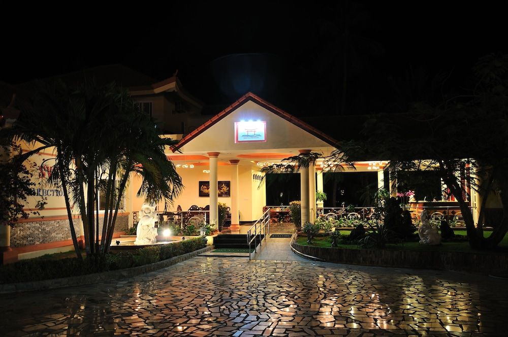 Swiss Village Resort & Spa 2