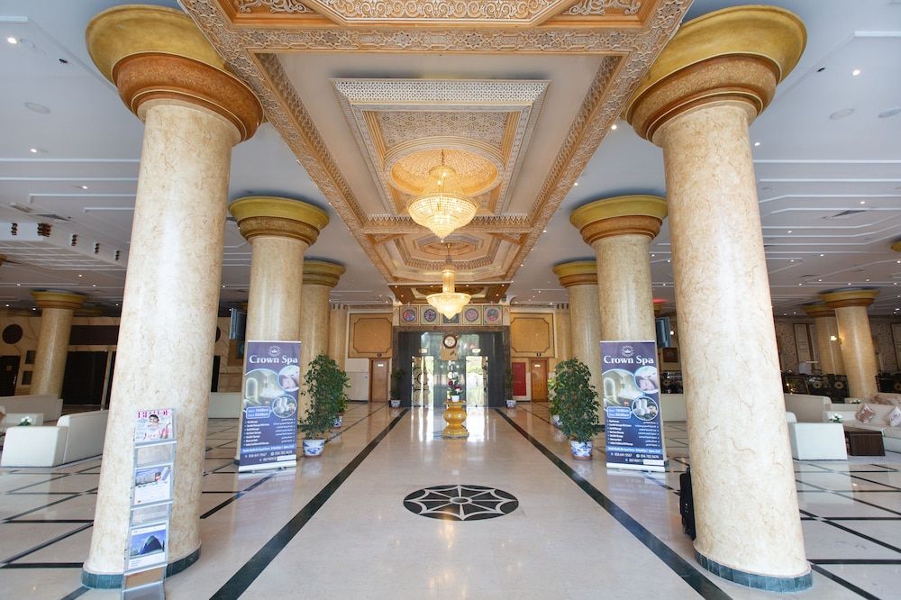 Crown Palace Hotel 3