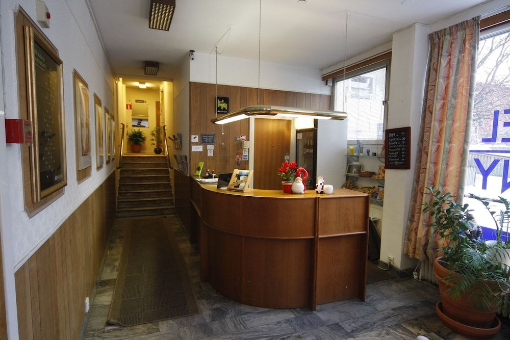 Hotel Aveny Bed & Breakfast 2