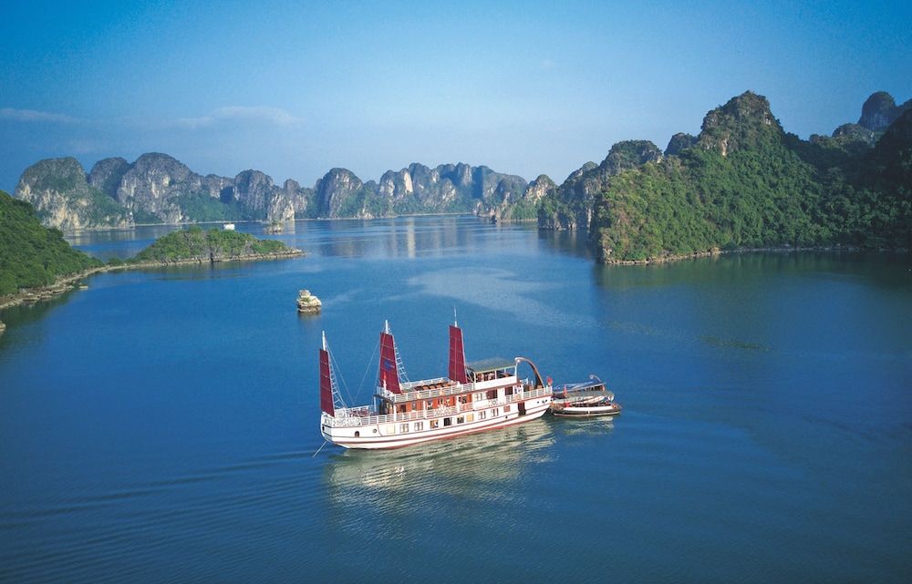 Gray Line Halong Cruise