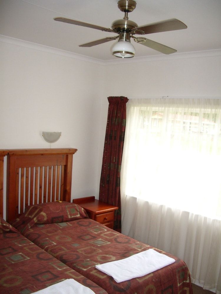 Merry Pebbles Resort & Caravan Park 2