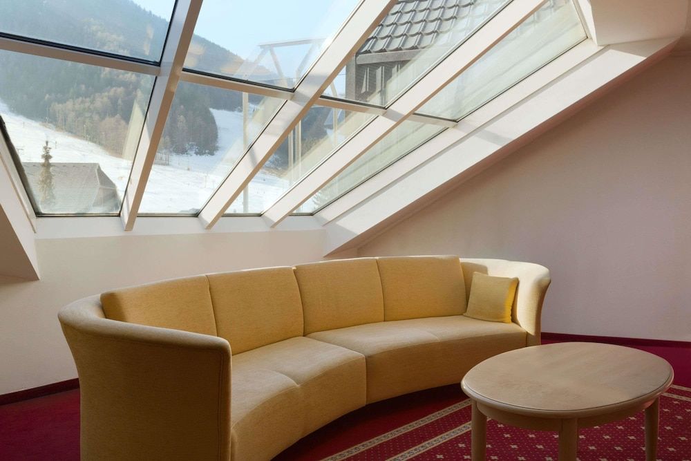 Ramada Hotel & Suites by Wyndham Kranjska Gora 3