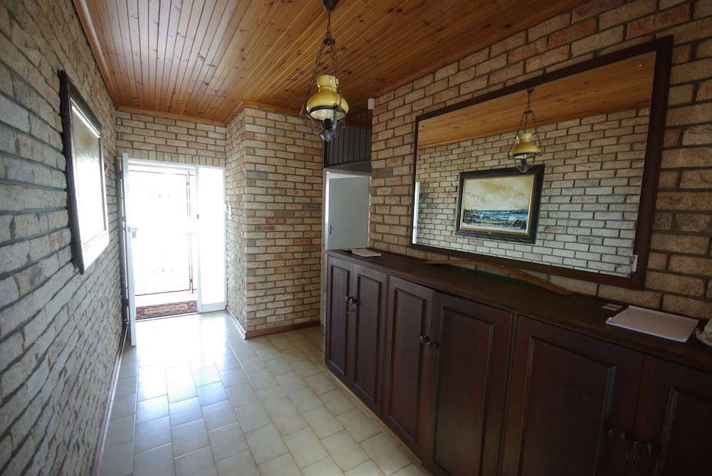 Jeffrey's Bay Beach House 2