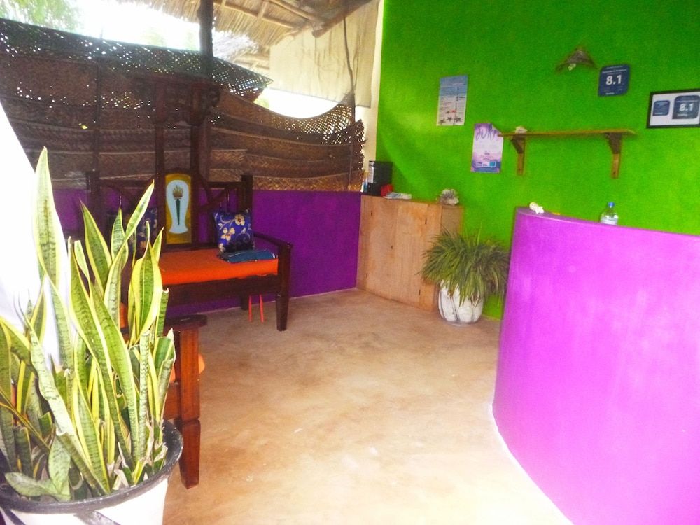 Zanzest Beach Bungalows 2