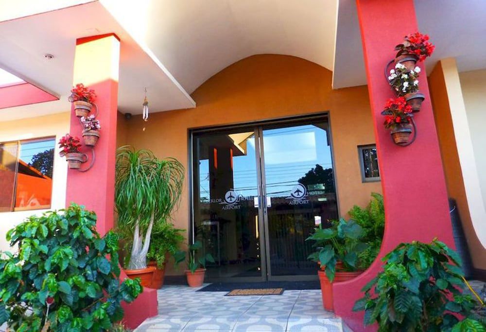 Berlor Airport Inn 4 étoiles à Alajuela