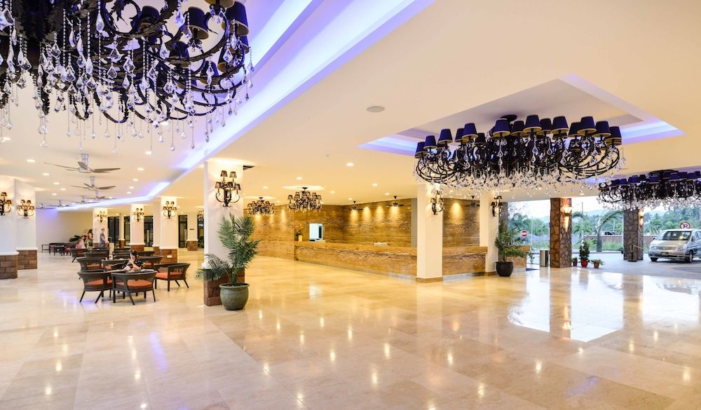 Dayang Bay Serviced Apartment & Resort 2