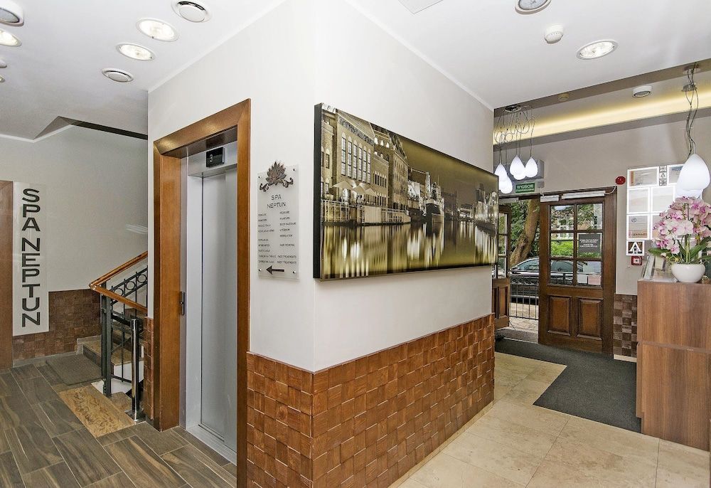 Neptun Aparthotel 2