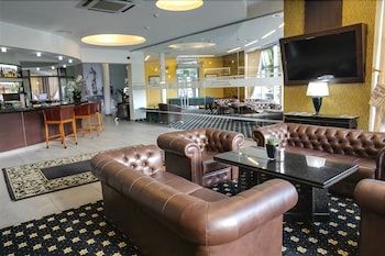 BEST WESTERN PLUS Business Faltom Hotel 2