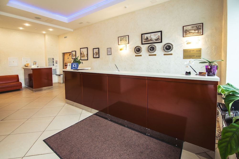 Maksim Gorkiy Hotel 3