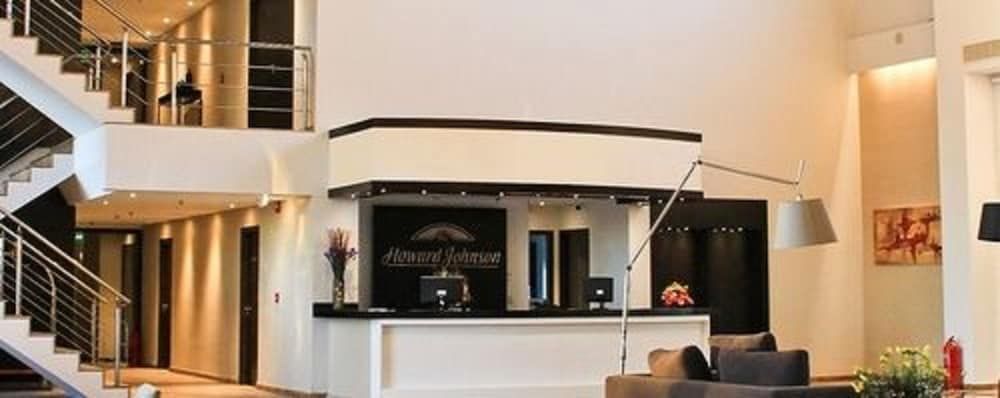 Howard Johnson Hotel & Convention Center Ezeiza 3