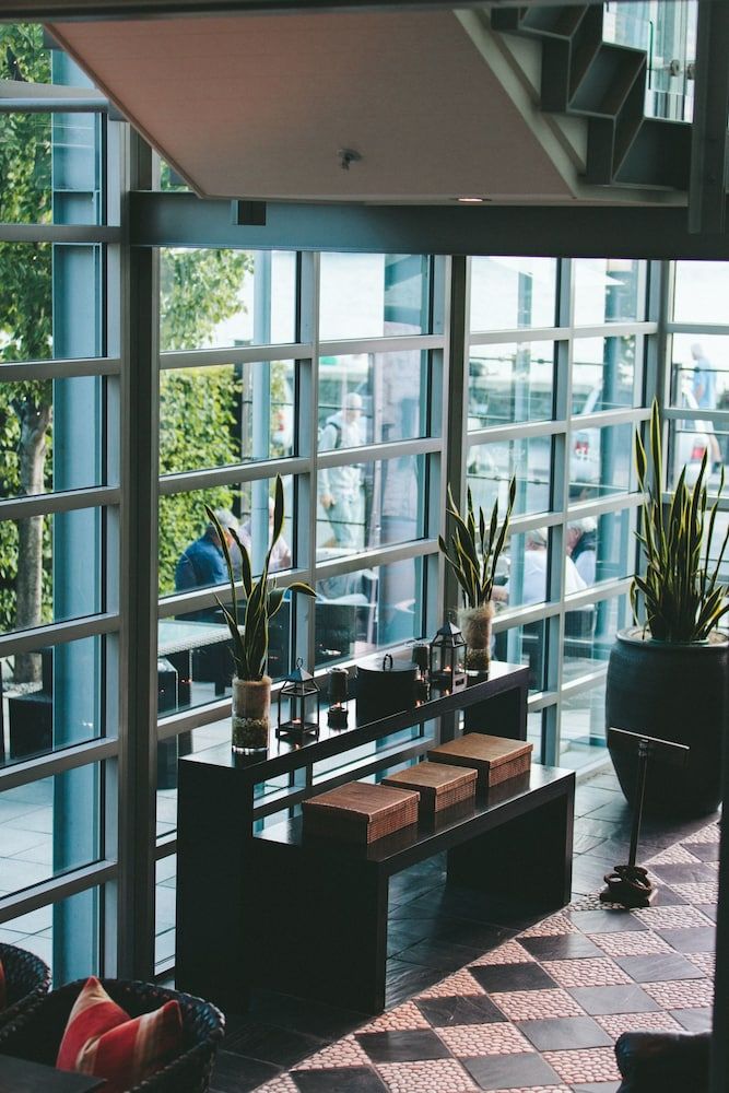 Eichardt's Private Hotel 3