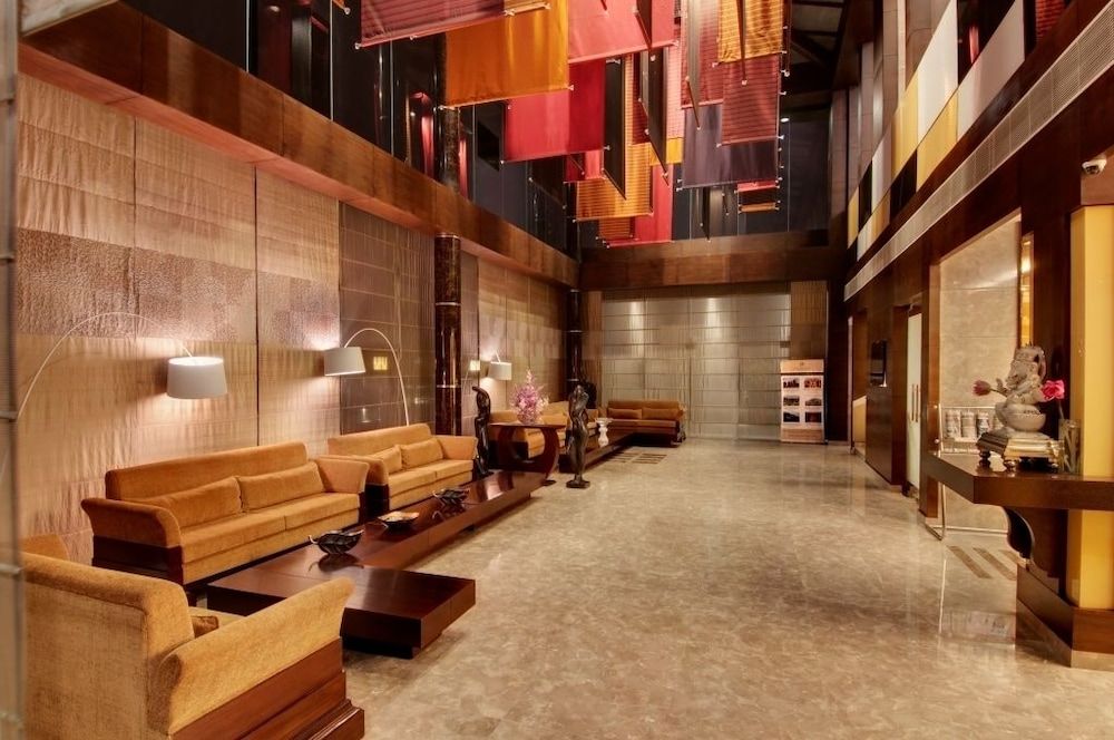The Golden Palms Hotel & Spa Delhi 3