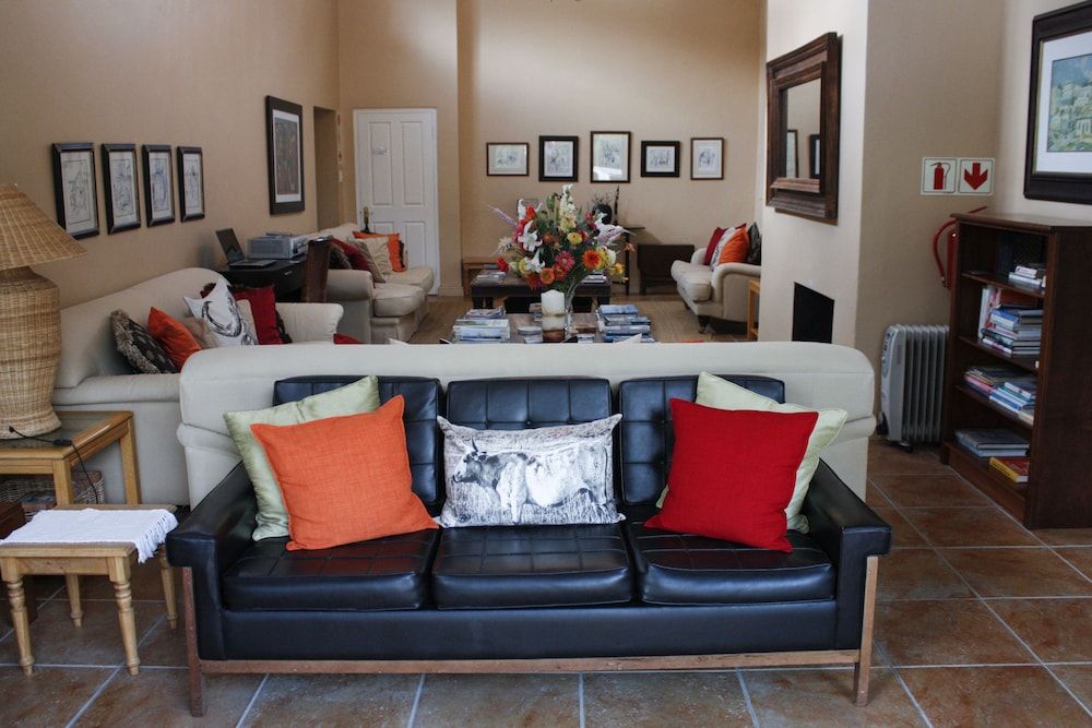 Riversong Guest House 3