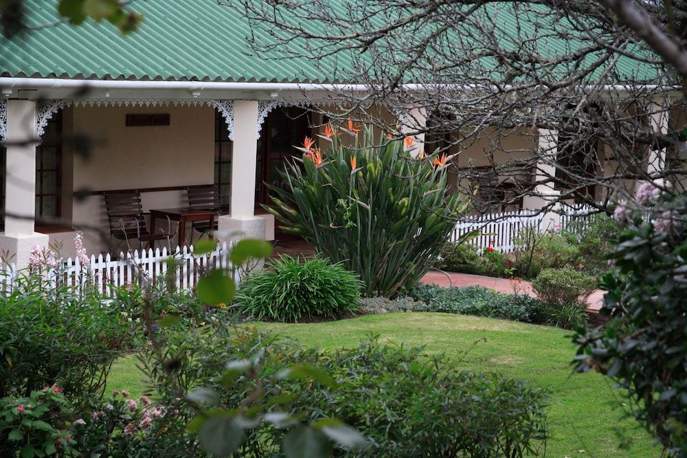 Eight Bells Mountain Inn 3