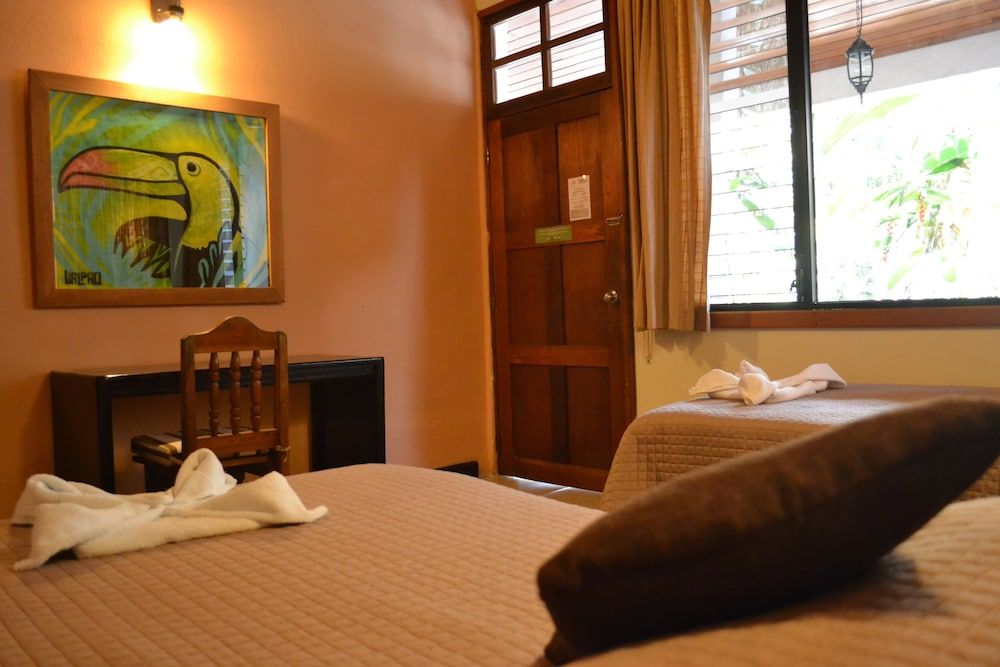 Hotel Jaguar Inn Tikal 3