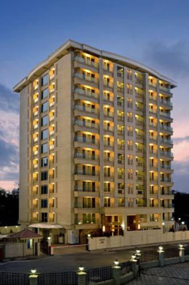 Residency Sarovar Portico 1