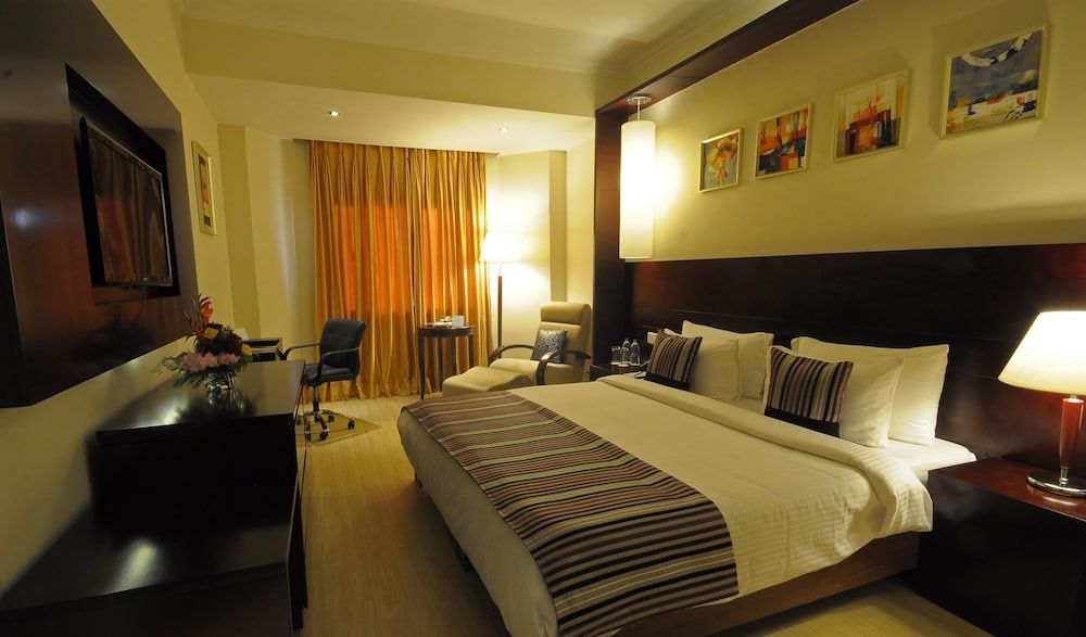 Golden Tulip Udaipur 1