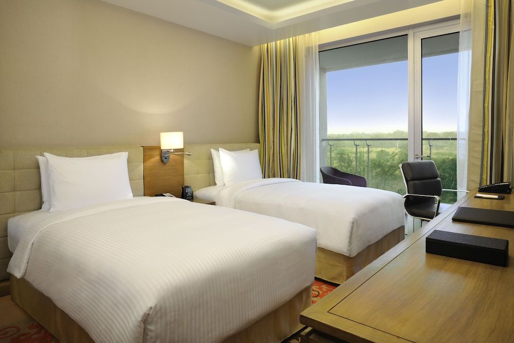 DoubleTree Suites By Hilton Bangalore 3