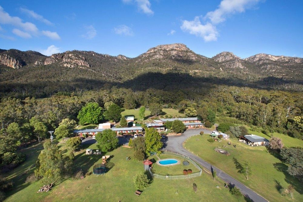 The Grampians Motel & The Views Restaurant