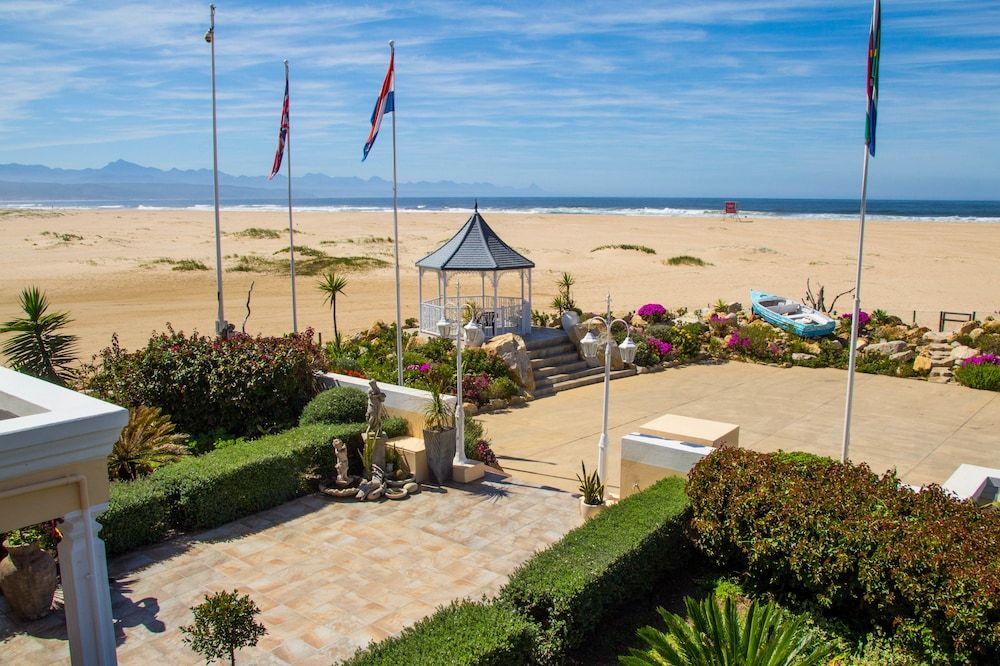 Milkwood Manor on Sea 1