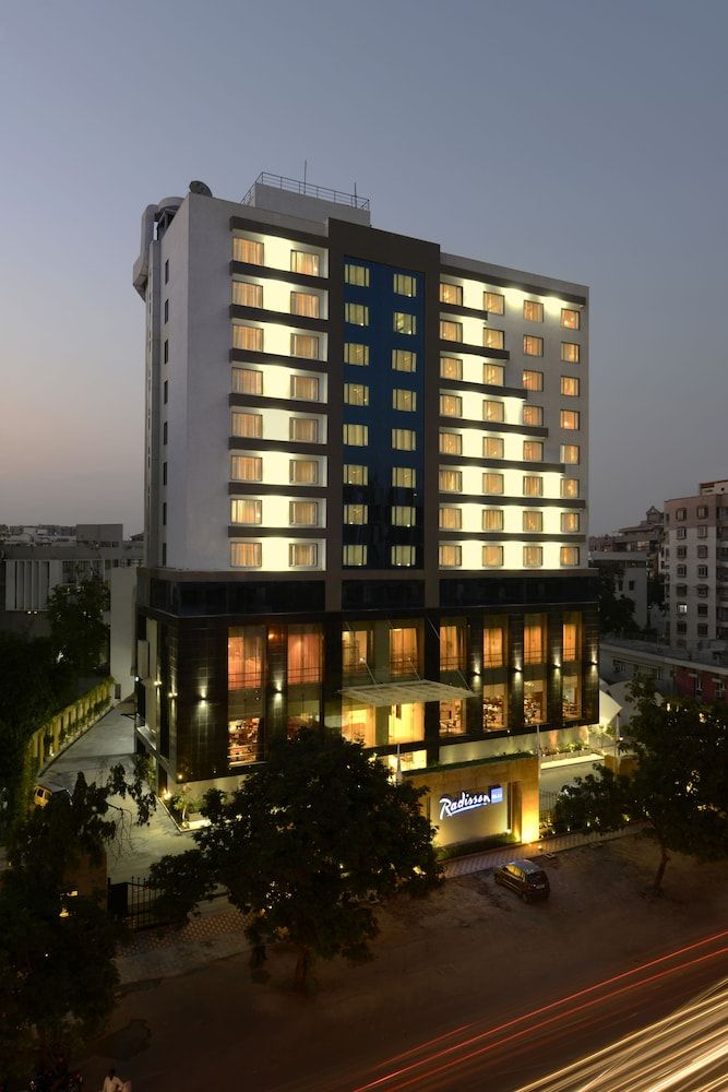 Radisson Blu Hotel Ahmedabad 1