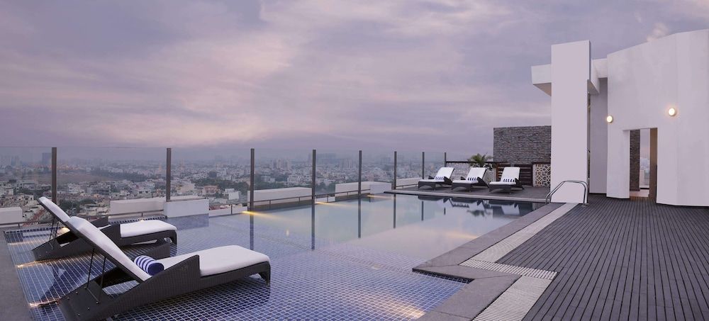 Hilton Garden Inn Gurgaon Baani Square 1