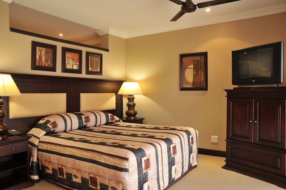 Cathedral Peak Hotel 3