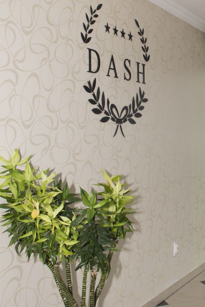 Dash Hotel 3